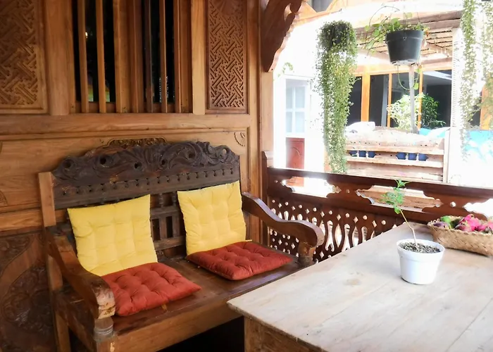 Guest house Lotus 3*